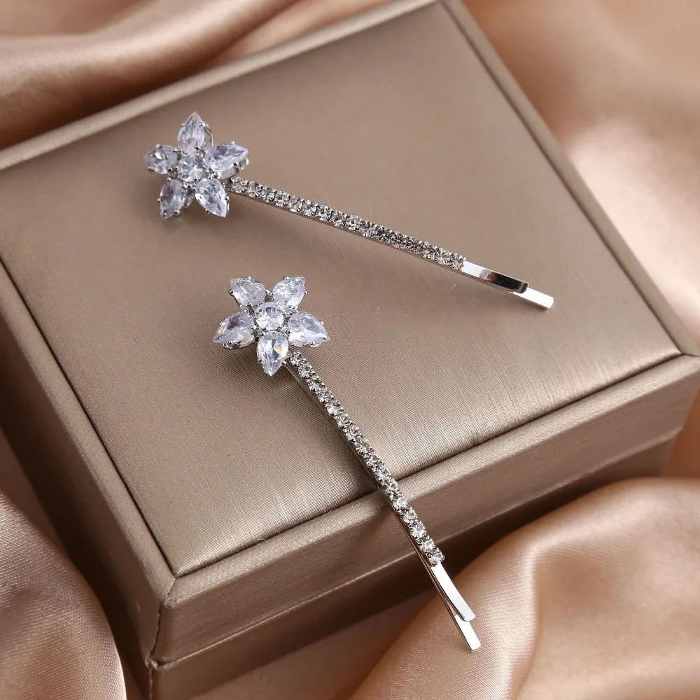 Floral Rhinestone Metal Hair Clips for Women – 2pcs Set Hair Clips PLUSH