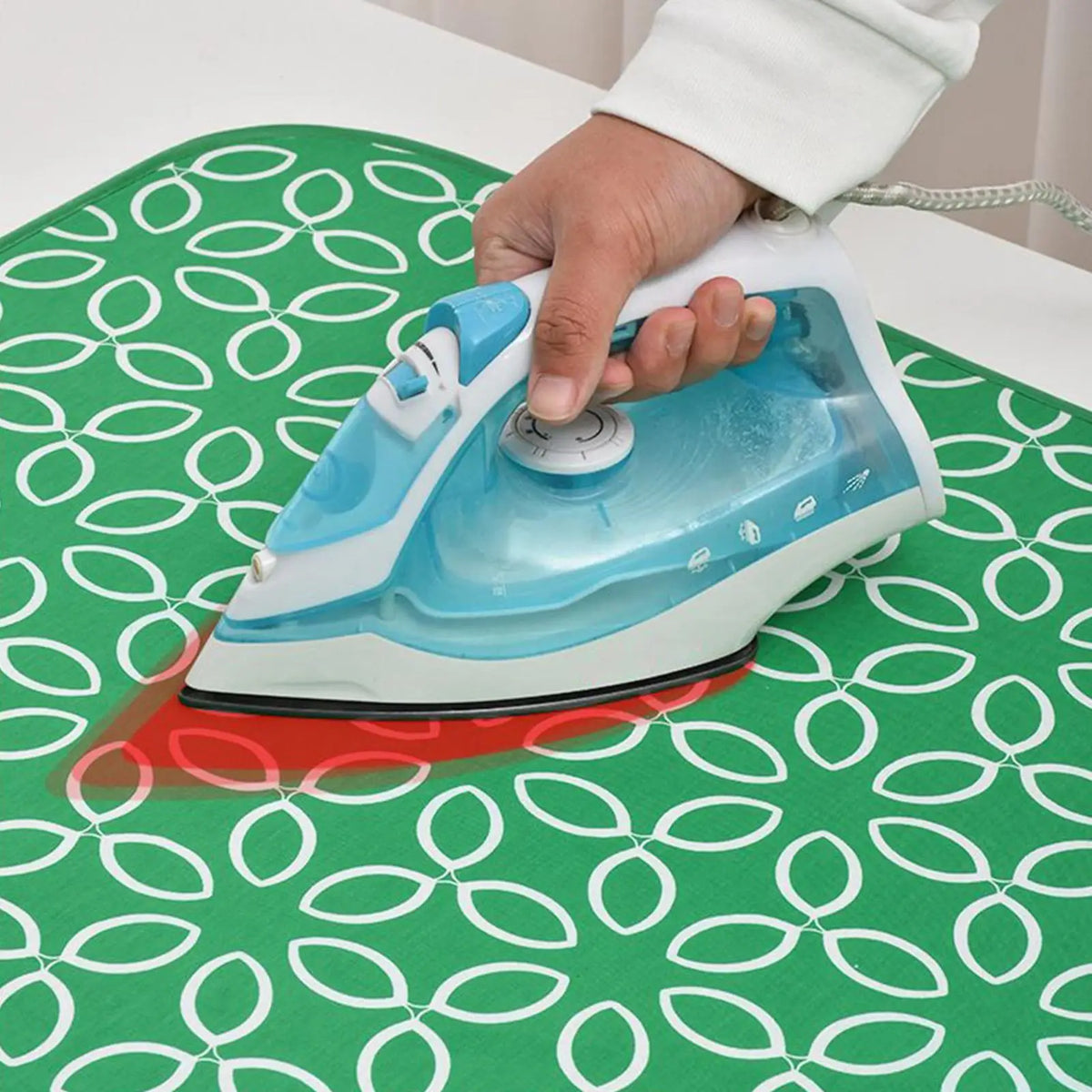 Portable Heat Resistant Ironing Mat – Waterproof Non-Slip Ironing Mat PLUSH