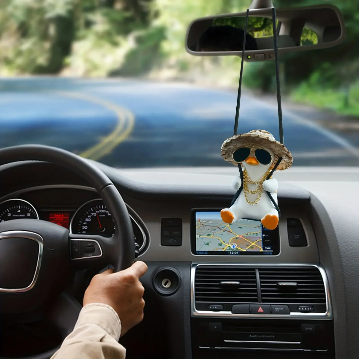 Swinging Duck Car Charm – Anime Rearview Mirror Ornament Car Hanging Ornament PLUSH