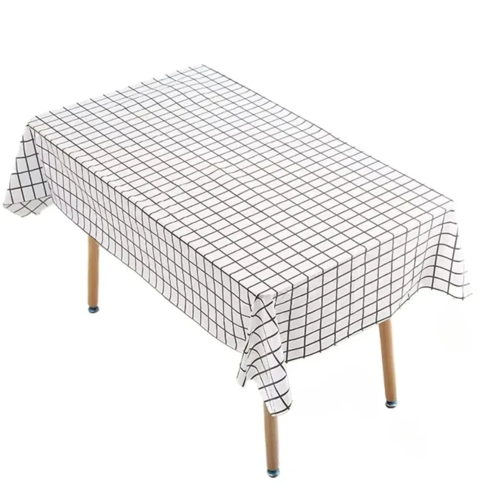 Disposable Checkered Tablecloth Plastic Cover 2/5pcs 140x100cm Disposable Tablecloth PLUSH Black and White Grid 2PCS