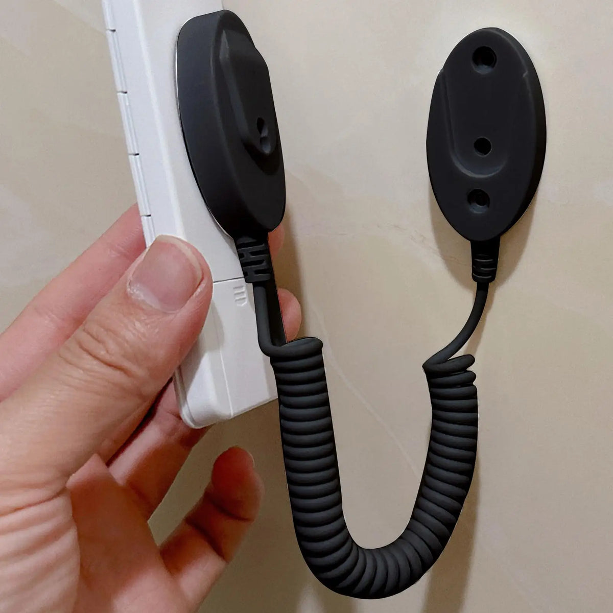Retractable Remote Control Tether Anti-Lost Rope & Hook Remote Control Tether PLUSH