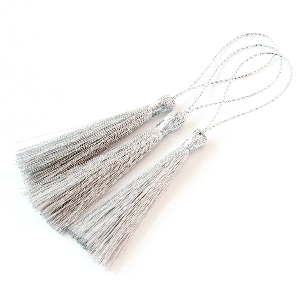 30pcs Silky Rayon Tassels Gold Silver DIY Jewelry Making Jewelry Making Tassels PLUSH Silver 6cm