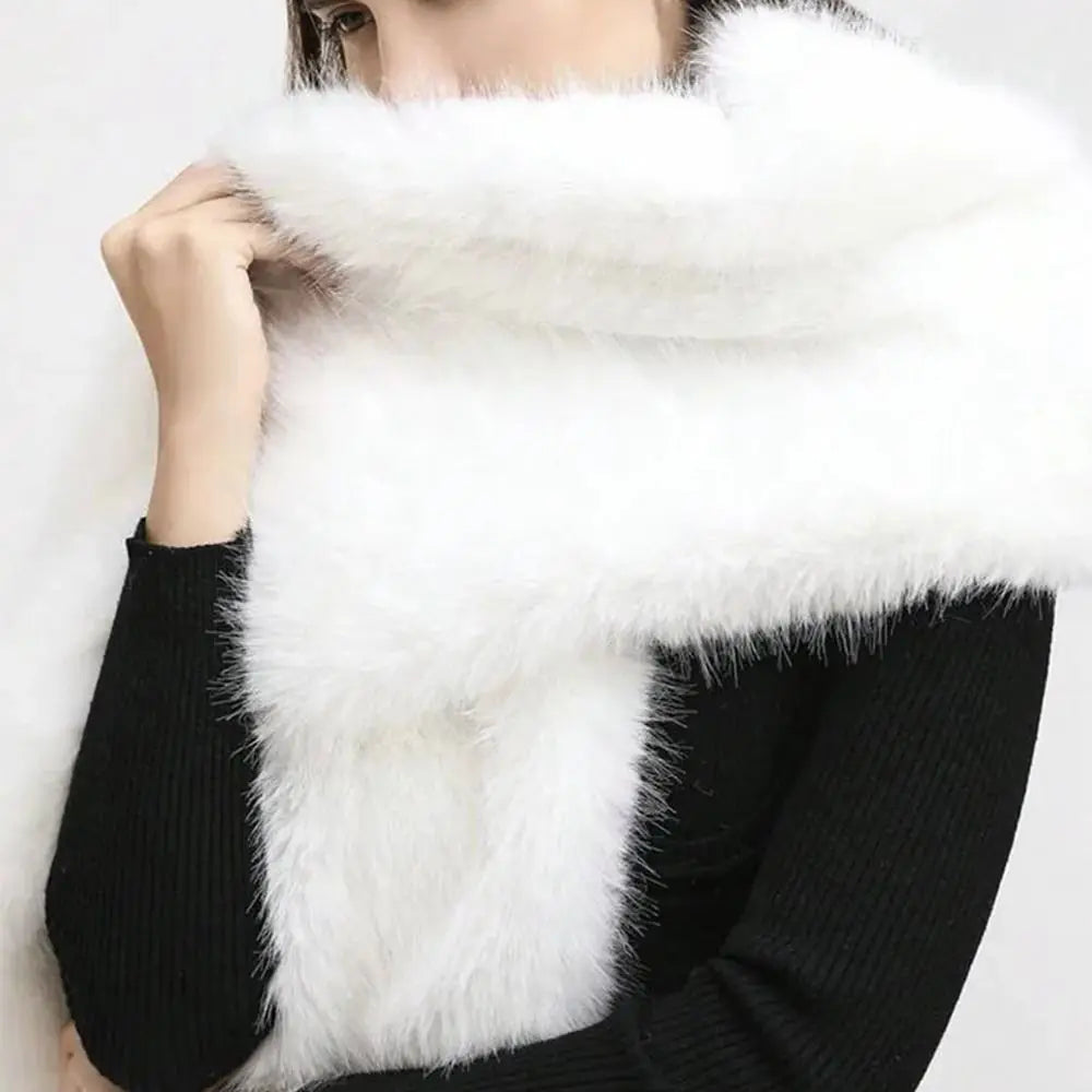 Luxury Faux Fur Bridal Shawl | White Wedding Wrap 175cm Bridal Fur Shawl PLUSH