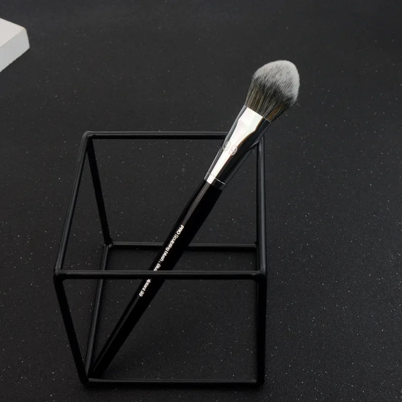 SPE #99 Pro Bronzer Blush Sculpting Brush – Soft Synthetic Makeup Brush PLUSH