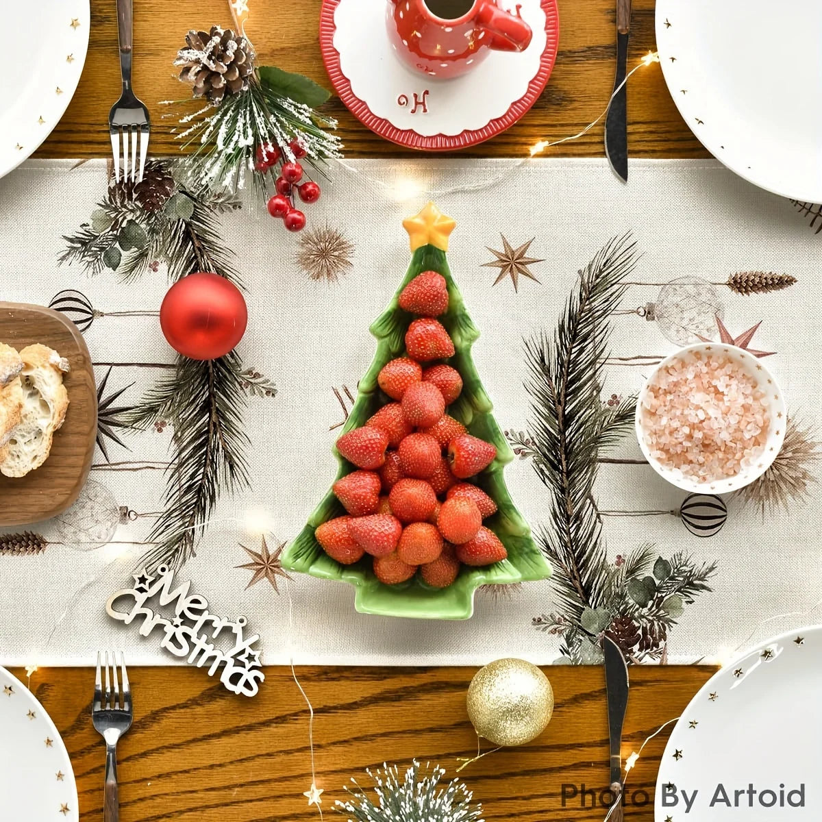Retro Pastoral Christmas Table Runner | Polyester Holiday Décor Christmas Table Runner PLUSH