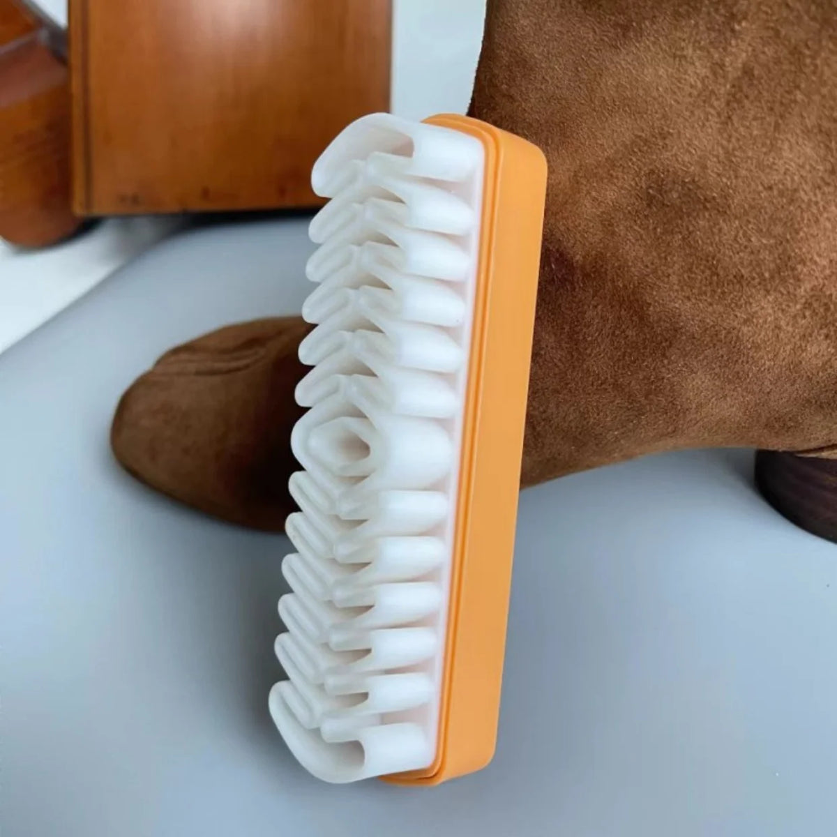 White Rubber Crepe Suede Brush – Shoes, Boots & Bags Cleaner Suede Shoe Brush PLUSH 2