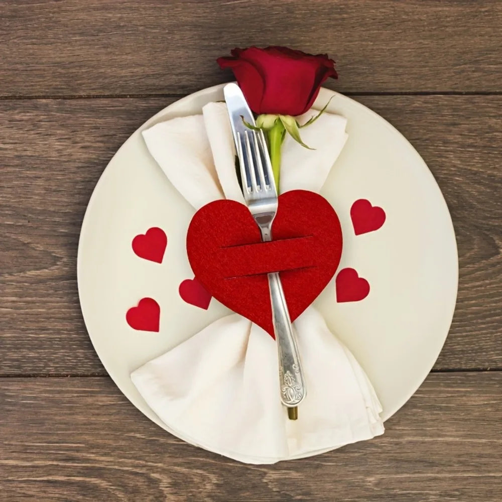 Heart Shaped Felt Flatware Holders – Red Valentine Table Decor Flatware Holders PLUSH
