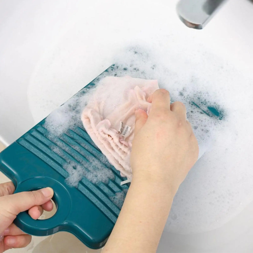 Portable Mini Washing Board – Hangable Laundry Scrub Board Laundry Scrub Board PLUSH