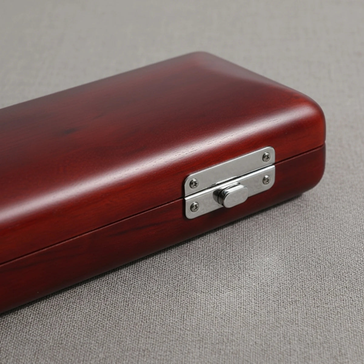 Solid Wood Flute Case with Metal Latches – Compact & Sturdy Flute Carrying Case PLUSH
