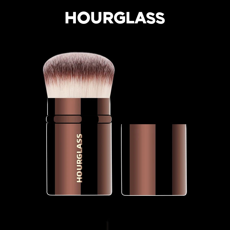 Hourglass No.23 Retractable Blush Brush – Soft Fiber Face Brush Makeup Brush PLUSH