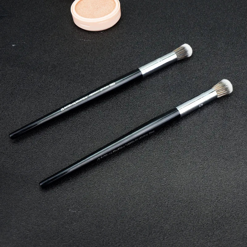 PRO #57 Round Concealer Brush – Vegan Synthetic Buffing Brush Concealer Makeup Brush PLUSH