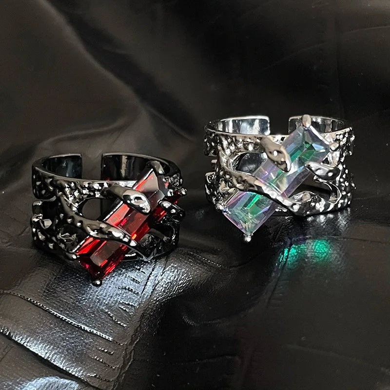 Punk Black Thorn Open Ring – Red Rhinestone Hollow Design Cocktail Ring PLUSH 1 pair