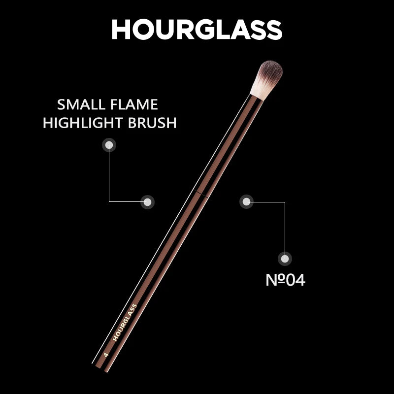 Hourglass No.4 Crease & Highlight Brush – Soft Fiber Tip Makeup Brush PLUSH