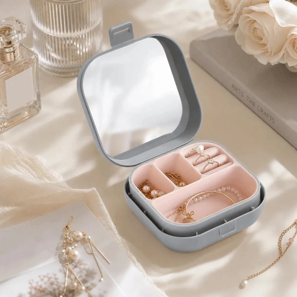 Portable Jewelry Box Square Plastic Desktop Organizer Jewelry Storage Box PLUSH