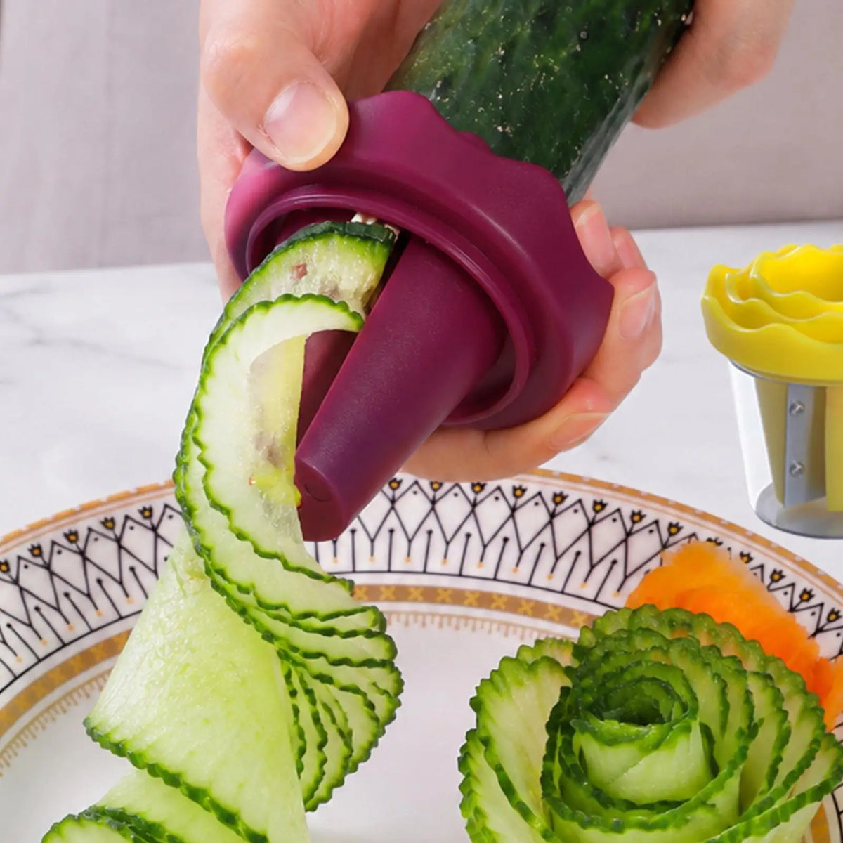 Spiral Vegetable Cutter Flower Slicer & Grater Kitchen Tool Spiral Vegetable Slicer PLUSH