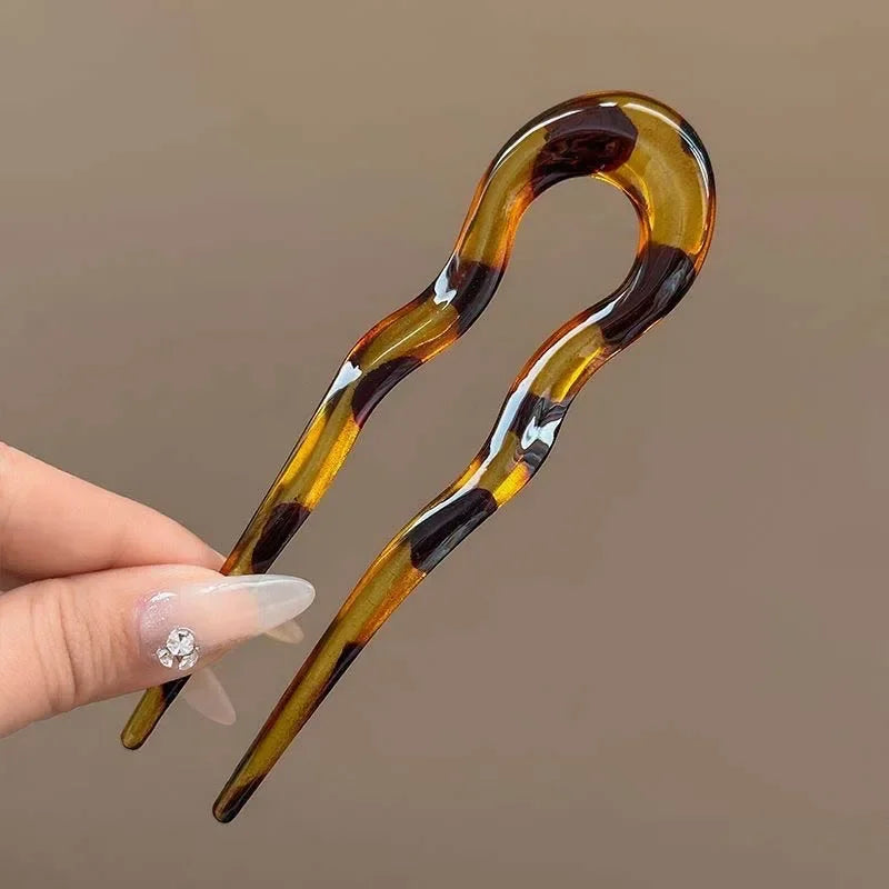 U-Shaped Tortoiseshell Acetate Hair Fork | Geometric Hair Stick Hair Fork PLUSH 01