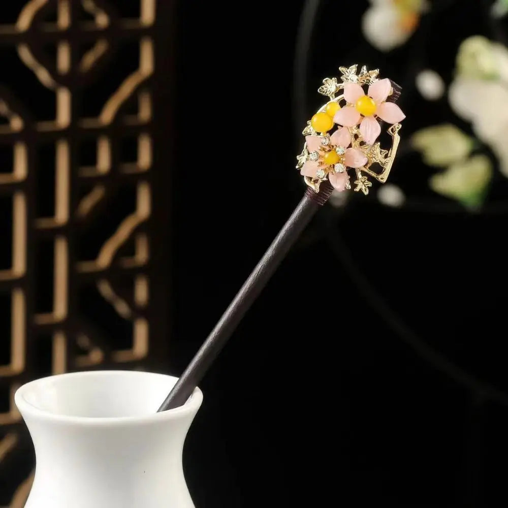 Wooden Chinese Hair Stick Vintage Flower Tassel Hairpin Fork Hair Stick Hairpin PLUSH