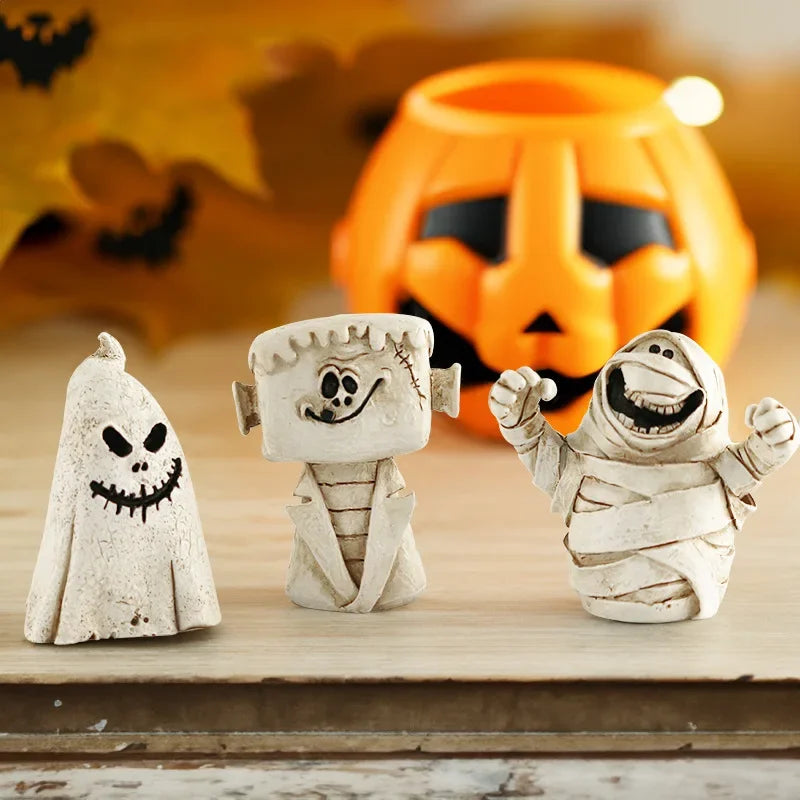 Halloween Resin Tabletop Ornaments – Ghost Pumpkin Mummy Decor Halloween Resin Ornament PLUSH